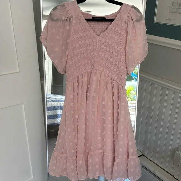Tecrew Smocked Short Sleeve V Neck Mini Dress Summer Swiss Dot Flowy Short Dress | Color: Pink | Size: L | Chelseacraig's Closet Tecrew Smocked Short Sleeve V Neck Mini Dress Summer Swiss Dot Flowy Short Dress | Color: Pink | Size: L | Chelseacraig's Closet